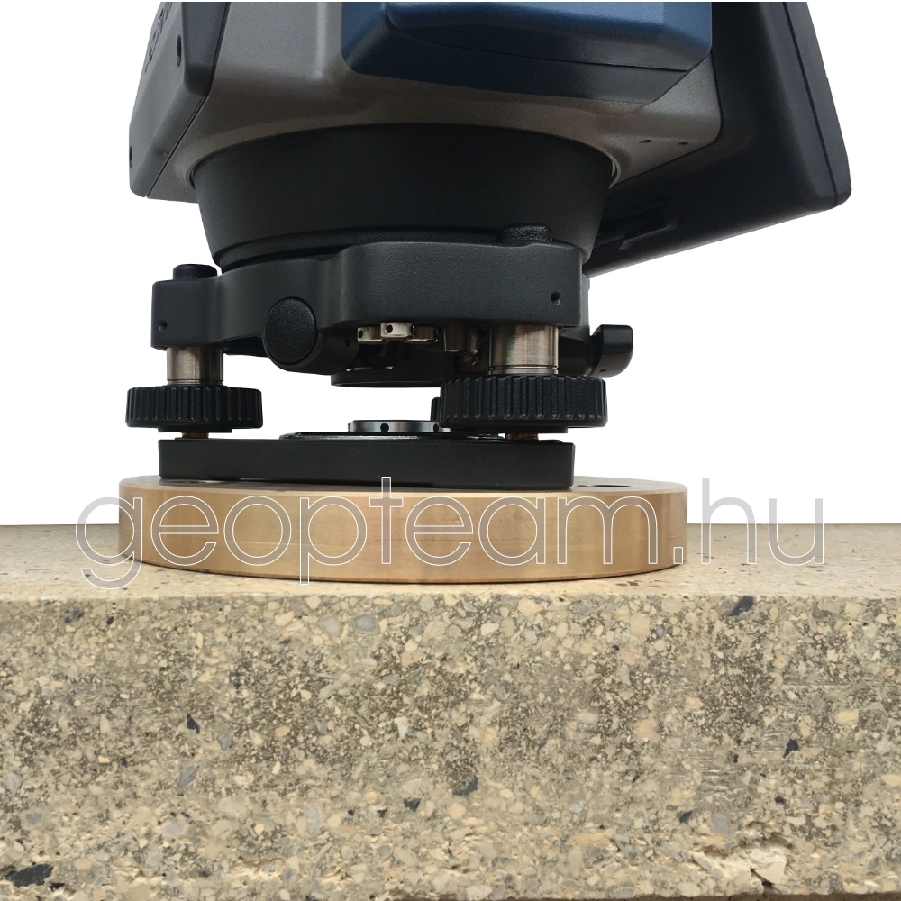 sárgaréz beépíthető pillértalp, ?160mmx20mm, dűbellel